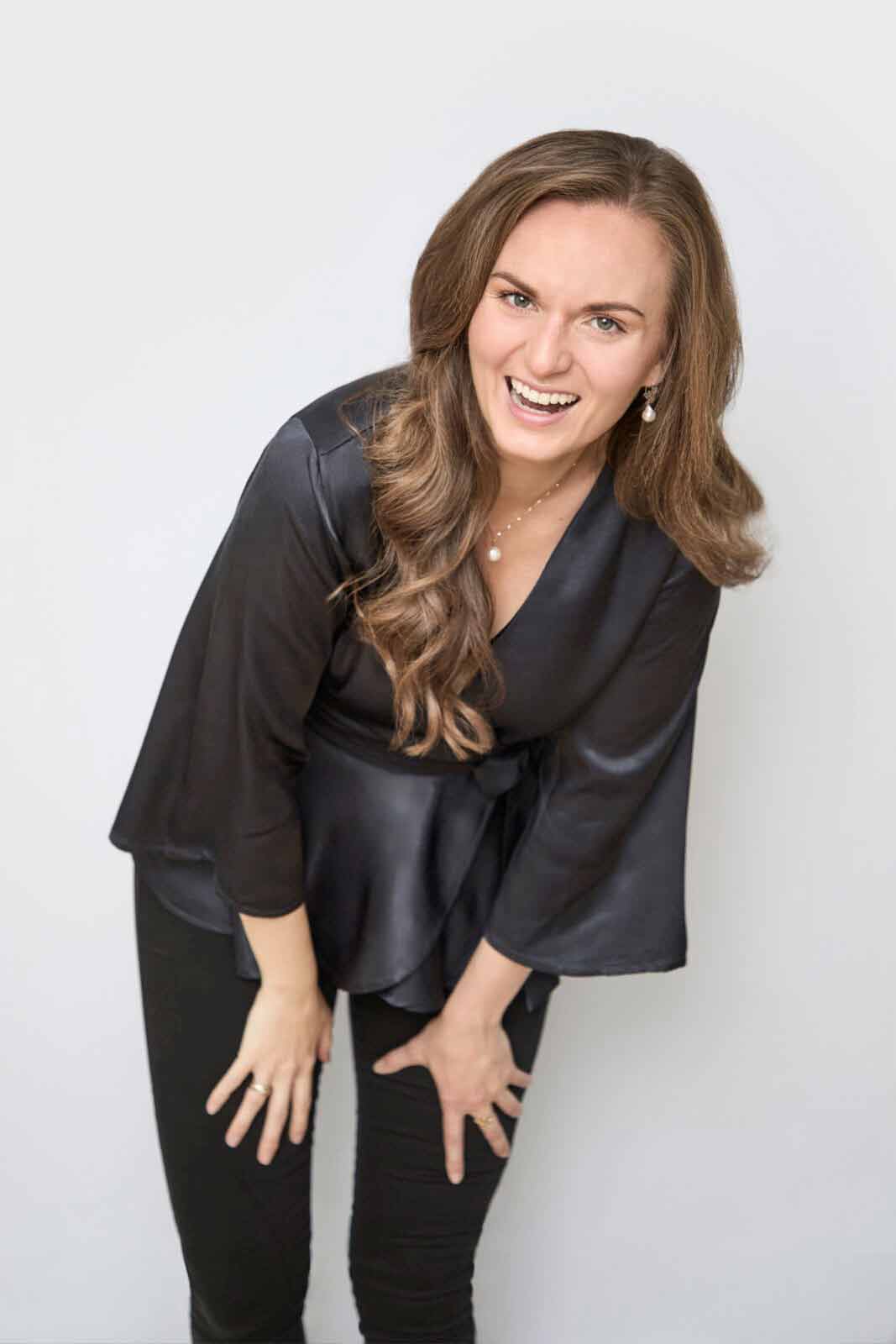 ELISABETH V096 1067x1600 V2